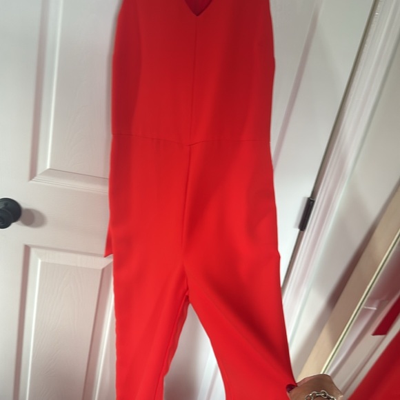 Banana Republic gorgeous red jumpsuit with matching sash tie belt! - Picture 2 of 6